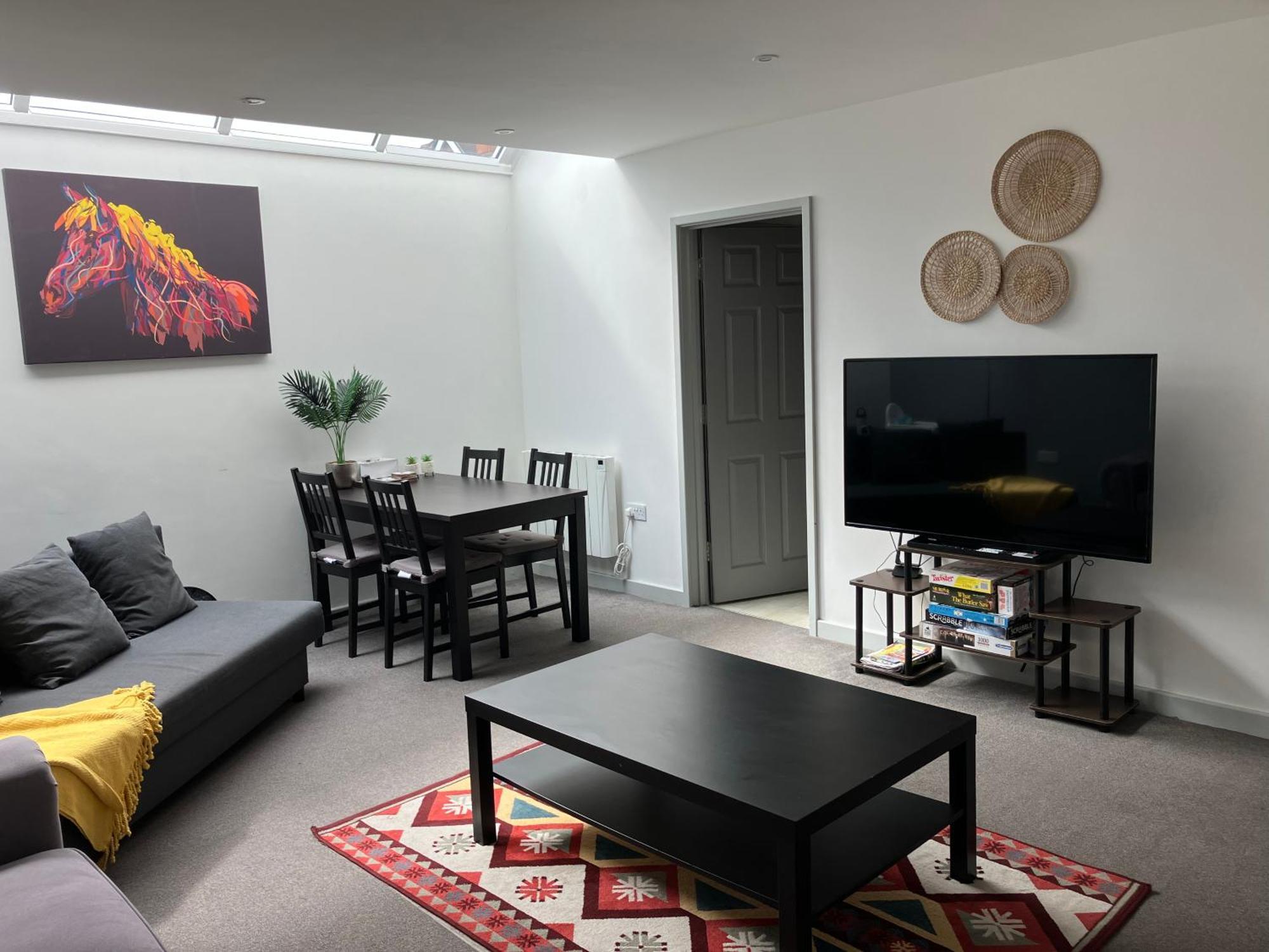 Lancing Apartments - Spacious 2 Bed - Sleeps 6 - Burnham Village Slough Exterior foto